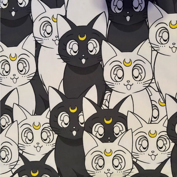 Charming Black and White SailorMoon women’s dress - Picture 6 of 6